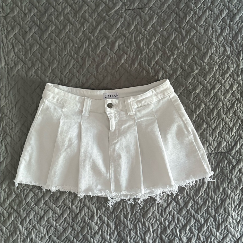 Cello White Pleated Mini Skirt